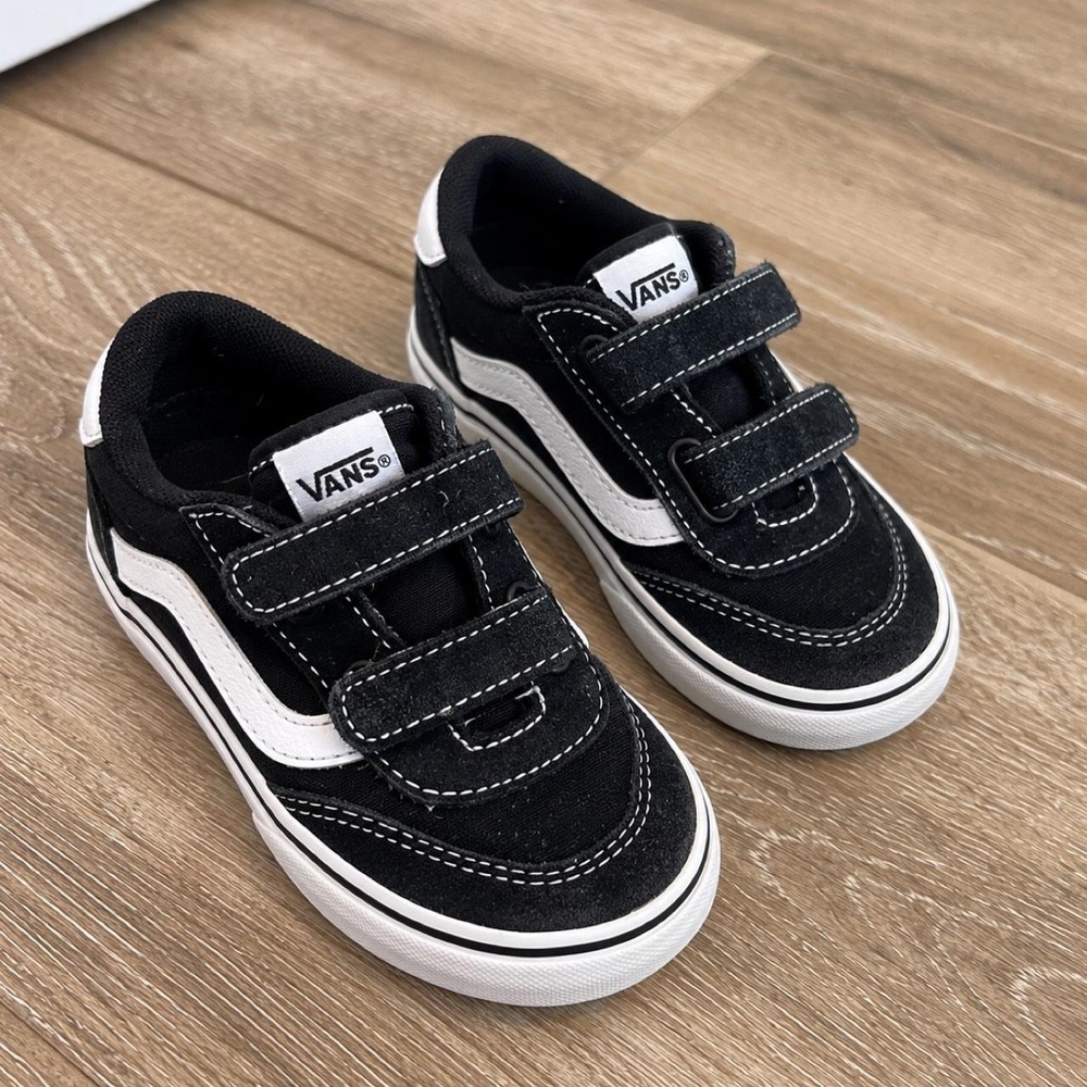 Vans Old Skool V Toddler Black & White Velcro Sneakers